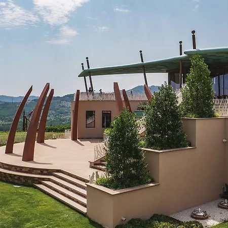 Tenuta Mara Wine Relais ファームステイ