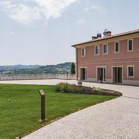 ファームステイ Tenuta Mara Wine Relais